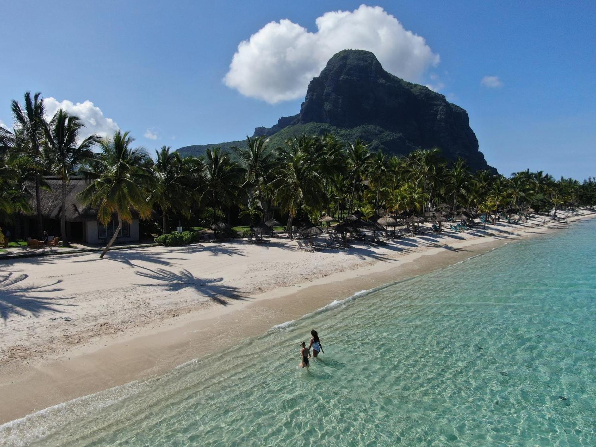 Paradis Beachcomber Golf Resort & Spa Le Morne Buitenkant foto